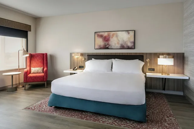 Suite, King Bed, Accessible, Hilton Garden Inn Tri-Cities Kennewick 3/9