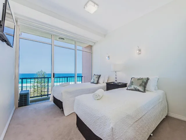 2 Bedrooms, Apartment, Ocean Front، Oceana On Broadbeach 1/1