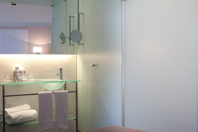 Urban, Single, Double Bed، Porta Fira Hotel 3/3