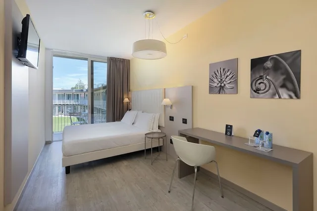 غرفة سوبيريور بسرير مزدوج بإطلالة على البحيرة، Park Hotel Casimiro Village 7/10