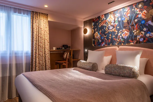 غرفة سوبيريور ثلاثية بسرير كوين وسرير فردي، Maison Axel Opera Paris 3/8
