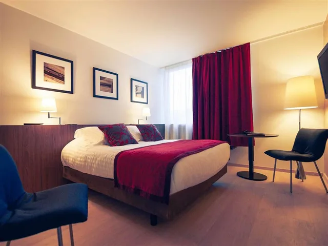 جناح سوبيريور بسرير مزدوج، Hotel Mercure Villefranche sur Saone 2/4