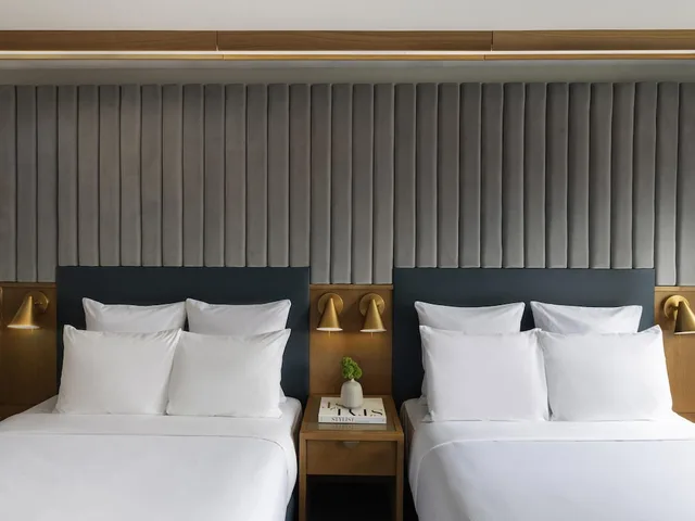 غرفة بسريرين كوين، Hotel 55 Chicago Downtown 2/9