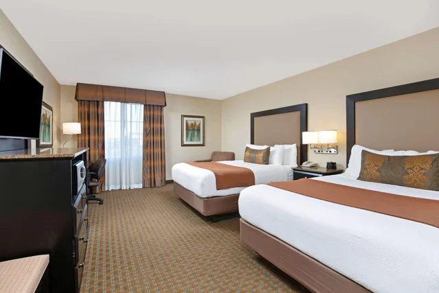 جناح عائلي ديلوكس بسريرين كوين، La Quinta Inn And Suites By Wyndham Paso Robles 1/1