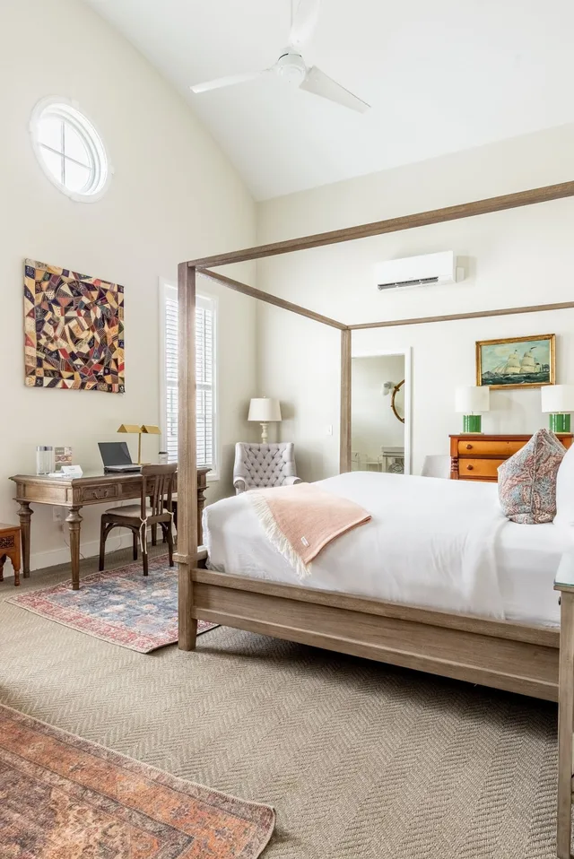 جناح بسرير كينج، Briar Barn Inn 2/10