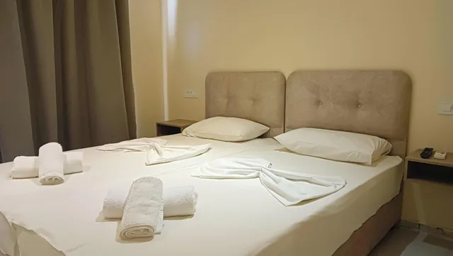 Basic, Apartment, Leonidas Hotel & Studios 1/5
