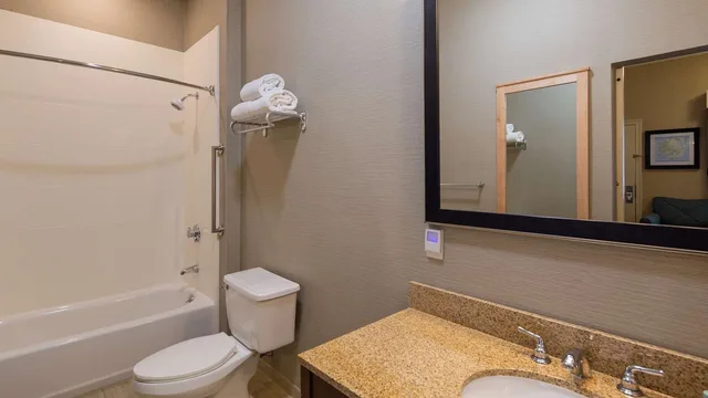 غرفة بسرير كينج، Best Western Acadia Park Inn 2/2