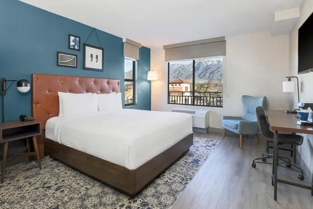 غرفة كبيرة بسرير كينج، Four Points by Sheraton Ontario-Rancho Cucamonga 3/7