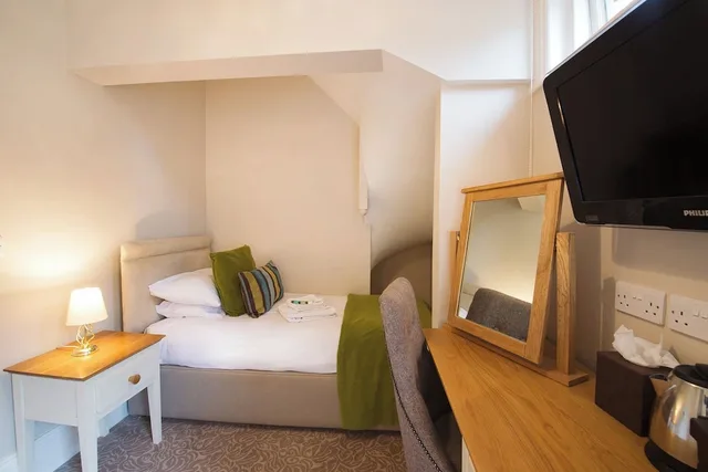 غرفة مريحة مفردة، Bartley Lodge Hotel 7/9
