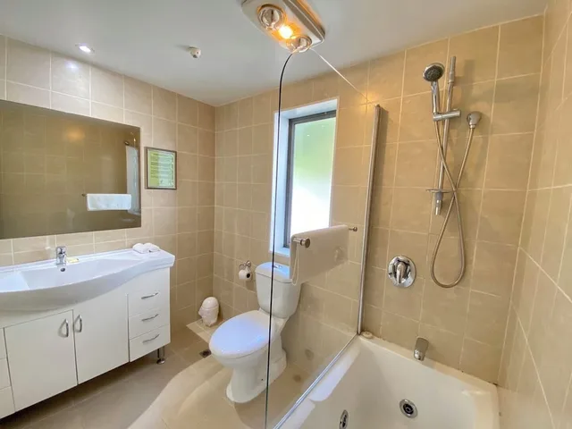 Spa, Executive, Studio, King Bed، Alpha Motel Luxury Apartments 8/10