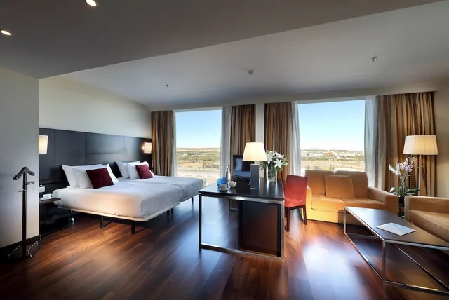 غرفة ثلاثية، Eurostars Zaragoza 1/5