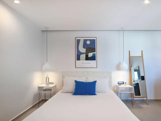Superior, Queen Bed, Sea View, Shared Balcony, Tataki Hotel 6/10
