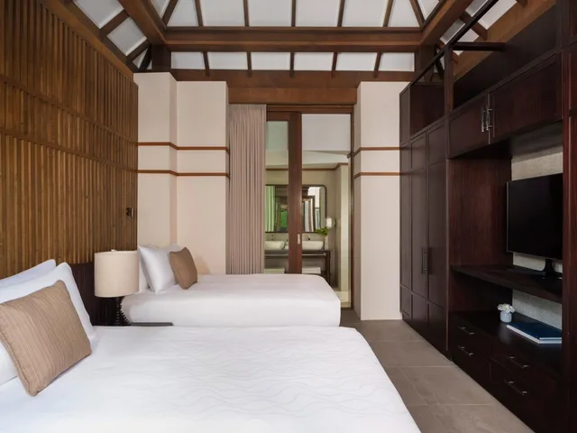 2 BEDROOM DELUXE BEACH VILLA WITH POOL -Transfer Included Seaplane، Conrad Maldives Rangali Island 2/4