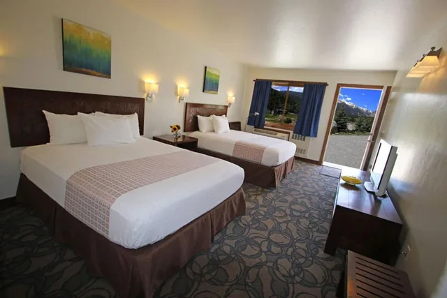 غرفة قياسية بسرير كوين، Mount Princeton Hot Springs Resort 2/3