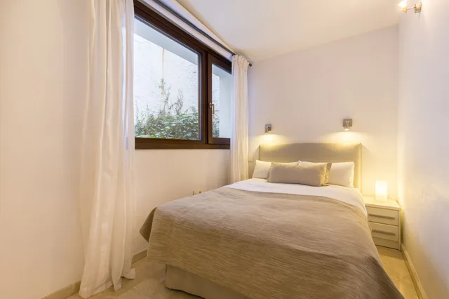 شقة بأربعة أسرّة بغرفتي نوم مع أريكة، Comet Suites Elvira 3/10
