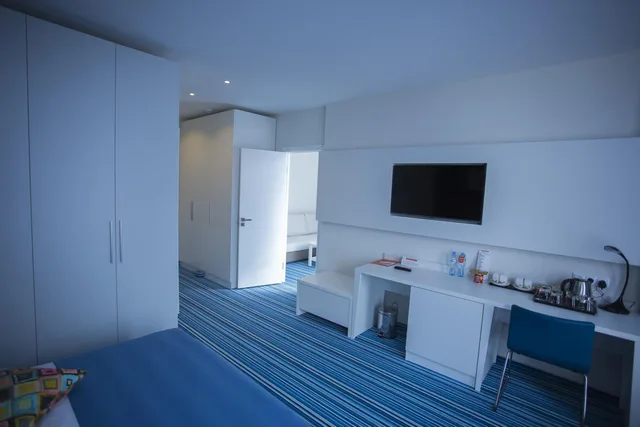 غرفة عائلية بإطلالة على البحر، Tangerine Apart Hotel Batumi 3/7