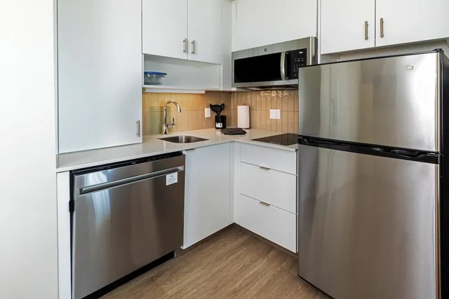 Studio, Suite, 2 Queen Beds, Kitchen, Staybridge Suites Portland 4/6