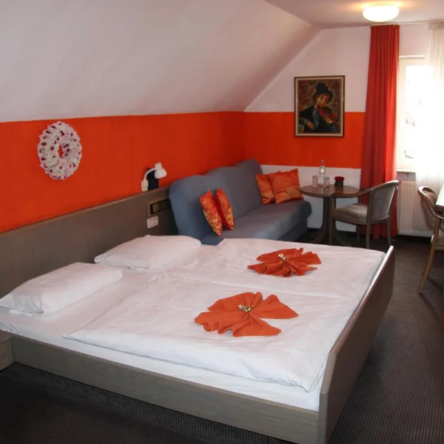 Deluxe, Double Bed, Hotel am Schloss Neuenstein 1/10