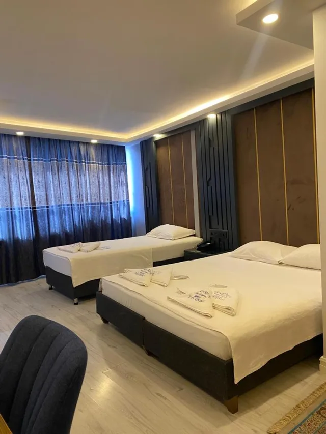 غرفة قياسية ثلاثية بسرير كوين وسرير فردي، Sirkeci Quietness Hotel 3/10