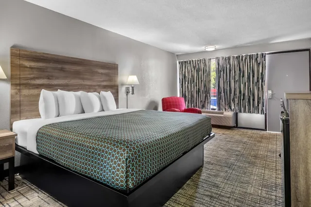 غرفة بسرير كينج، Americas Best Value Inn Douglasville 3/9