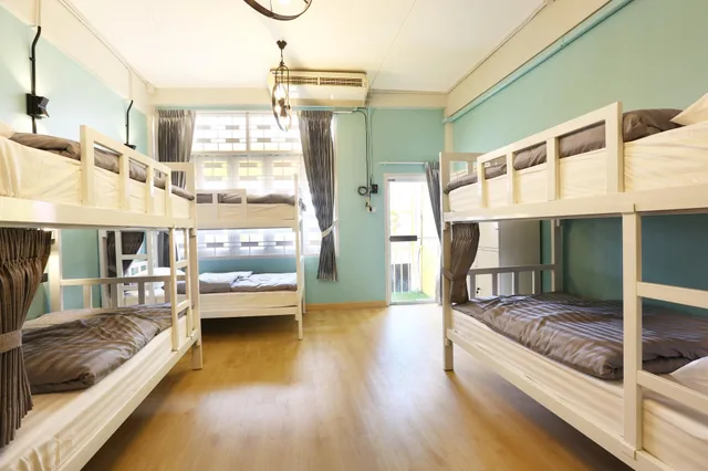 غرفة عائلية كبيرة بأسرّة بطابقين، Hub Hatyai Hostel 1/1