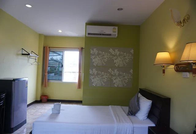 غرفة قياسية بسريرين منفصلين، Phoemphoon 2 Hotel 1/6