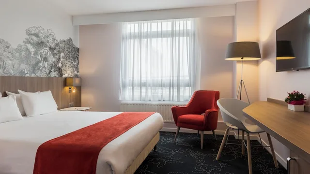 غرفة قياسية بسرير كينج، Holiday Inn Calais - Coquelles 3/8