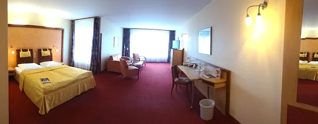 غرفة عائلية، Ascot Bristol Hotel Potsdam 5/10