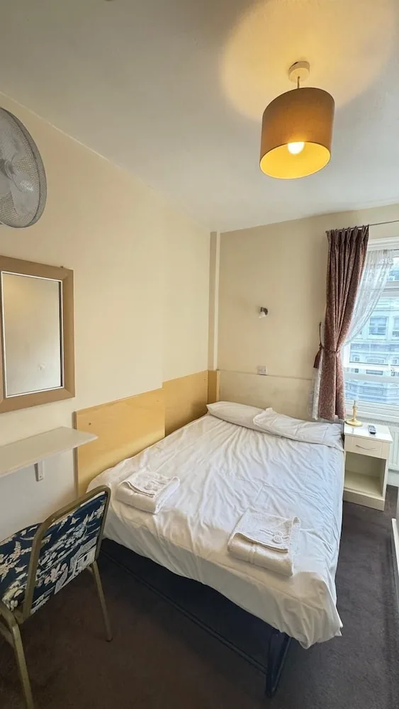 غرفة اقتصادية بسرير مزدوج بحمام مشترك، Hotel Earls Court 9/10