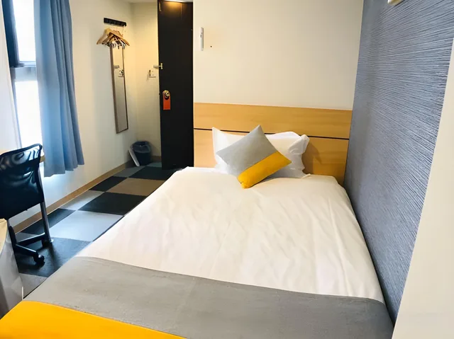 Semi Room, Single Bed, Semi Double Bed، Victoria Hotel Okinawa 1/4