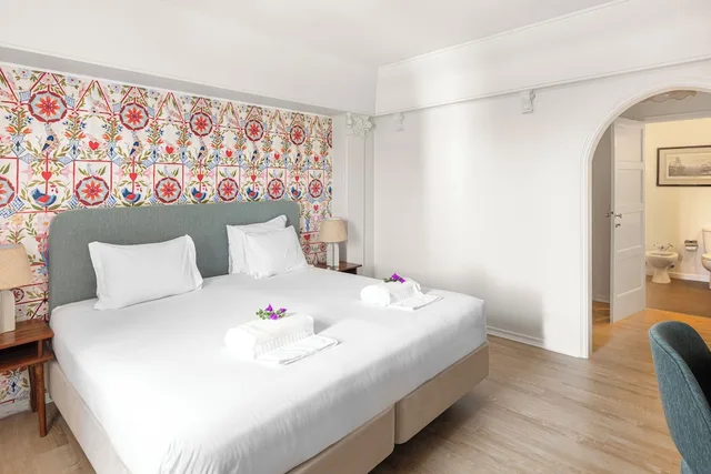 غرفة سوبيريور بسرير كينج بإطلالة على الحديقة، The Pergola Boutique Hotel 1/9