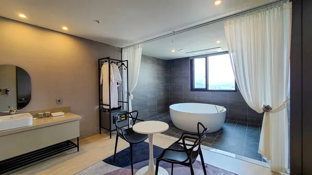 جناح ديلوكس بجاكوزي، Hotel Ohevday 8/8