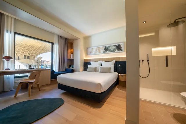 غرفة ديلوكس بشرفة مفردة بسرير مزدوج، Ocean Drive Sevilla 1/1