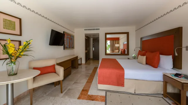 غرفة قياسية بإطلالة على البحر، Grand Park Royal Cancun All Inclusive 1/3