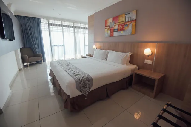 Executive, Studio, 1 King and 1 Single Beds, Sfera Hotel 1/3