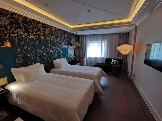 Metropolitan, Twin Beds, City View, Jinjiang Metropolo Shanghai Xintiandi Hotel 2/2