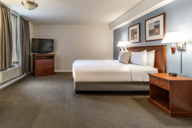 استوديو بسرير كوين، Hotel Saint Laurent Montreal 3/7