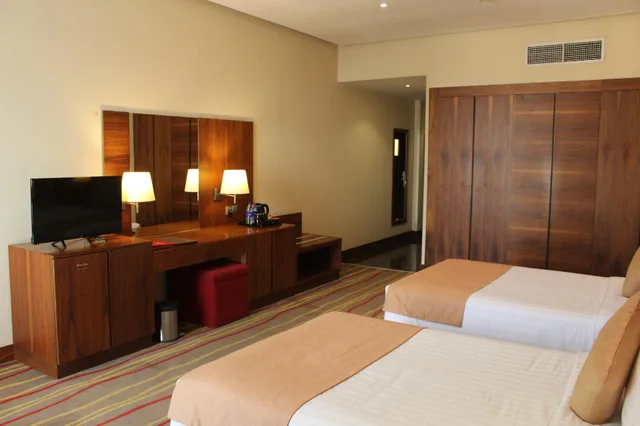 Standard, AL KHALEEJ PALACE DEIRA HOTEL 2/2