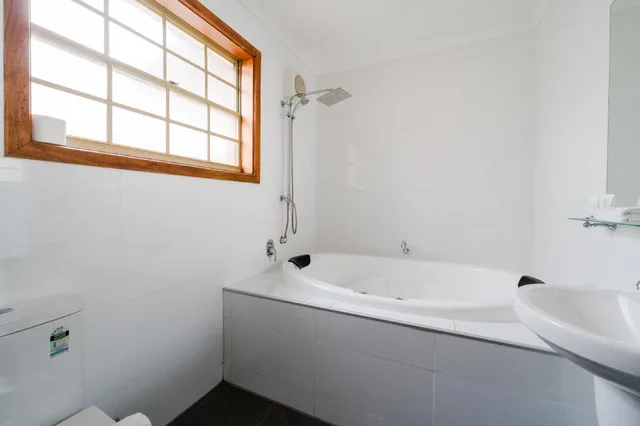 Spa, Suite, King Bed، Yarra Valley Motel 7/8