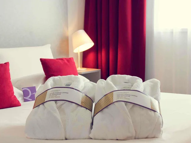 غرفة بريفيليج بسرير كوين، Mercure Paris La Defense 5/8
