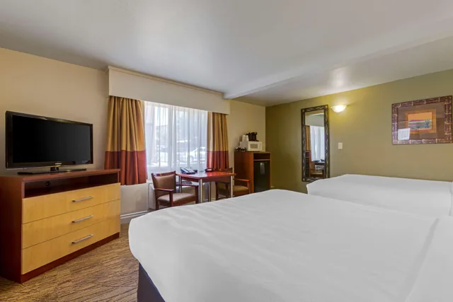 جناح بسريرين كوين، Best Western Red Hills 2/9