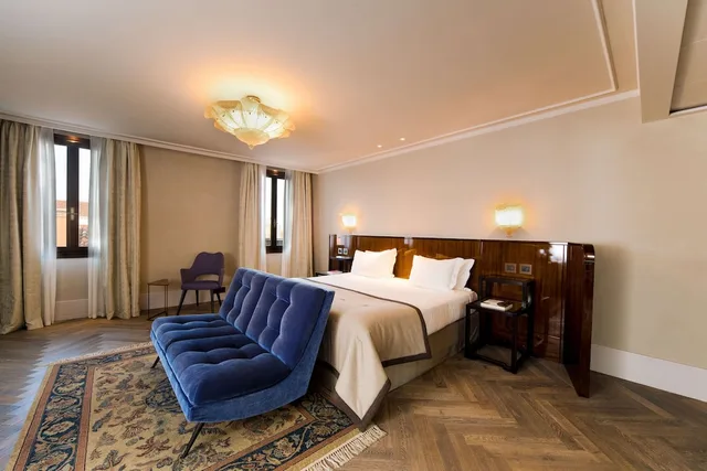 غرفة ديلوكس بثلاثة أسرّة مع سرير إضافي، NH Collection Venezia Grand Hotel Palazzo dei Dogi 1/10