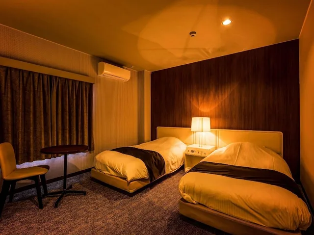 غرفة اقتصادية بسريرين منفصلين بحوض استحمام، Ooedo Onsen Monogatari Premium Toba Saichoraku 2/2