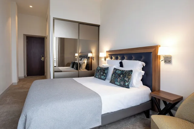 غرفة سوبيريور بإطلالة على المدينة، Westminster Hotel and Spa Nice 7/10