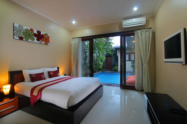 فيلا بسريرين مزدوجين بغرفتي نوم بمسبح خاص، Lotus Tirta Seminyak 1/3