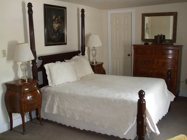 Cedar, Creek, Guest Room, Double Bed، Wayside Inn 4/5
