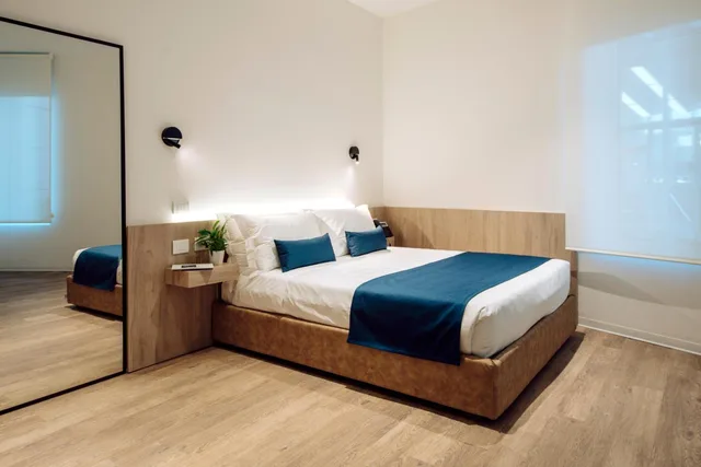 غرفة بسرير مزدوج لذوي الإعاقة، HelloSky Air Rooms & Lounge 1/1