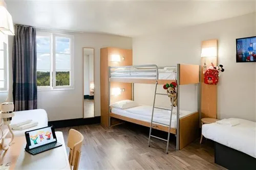 غرفة رباعية ثلاثية، B&B Hotel at Disneyland Paris 1/3