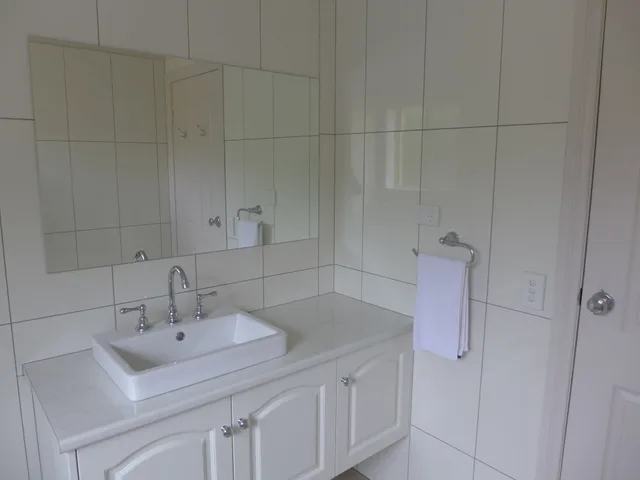 Daisy, Cottage, Queen Bed، DAYSY HILL COUNTRY COTTAGES 3/5