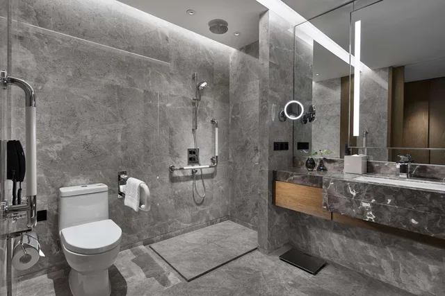 غرفة بسرير كينج لذوي الإعاقة، Hilton Guiyang Hotel 2/2